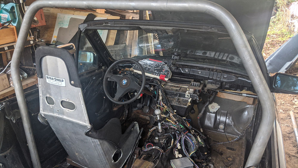 1987 BMW 325i – 24 Hours of Lemons Racecar Build